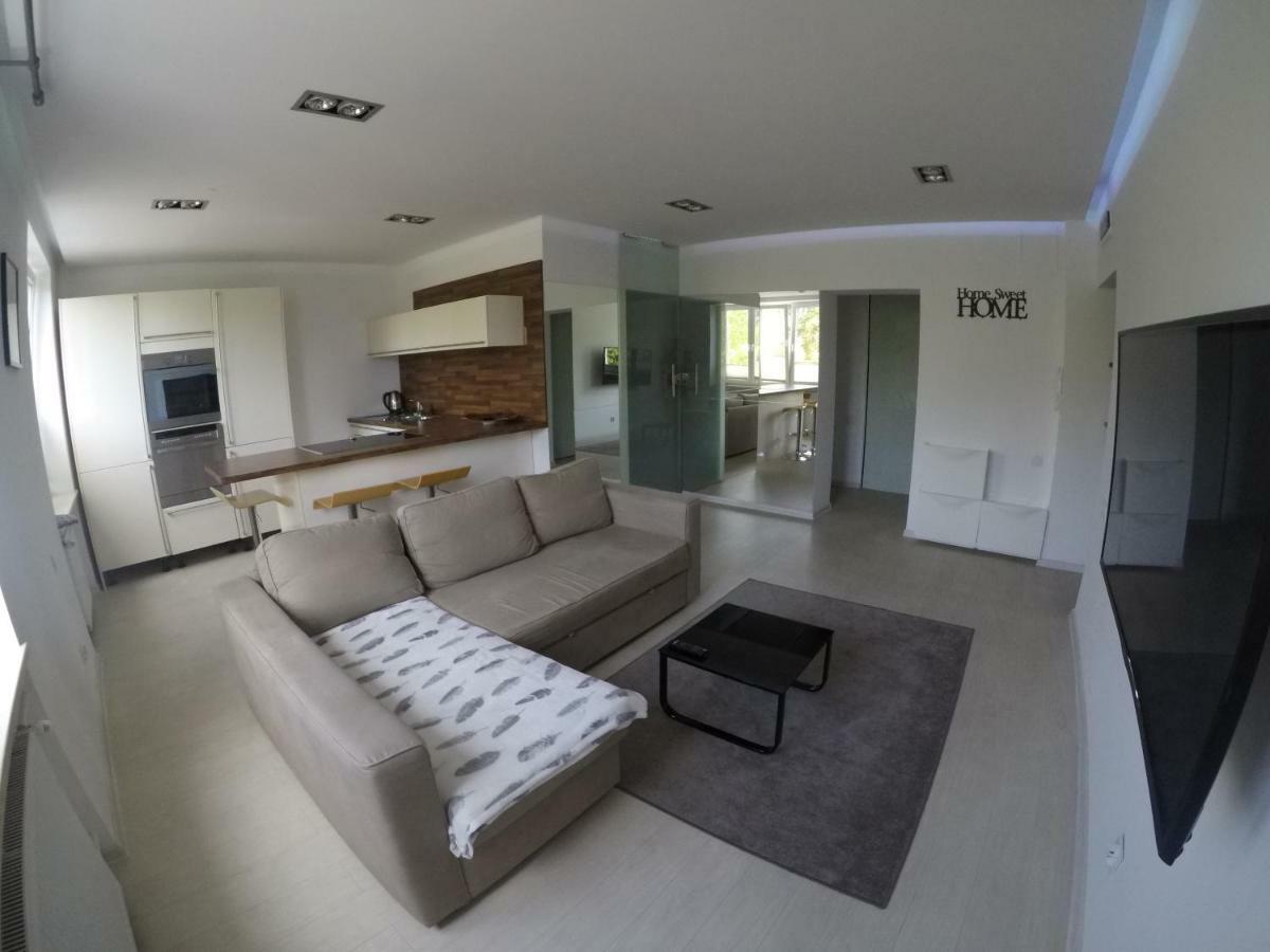 Nowoczesny Apartament III Al. Nmp Częstochowa Kültér fotó