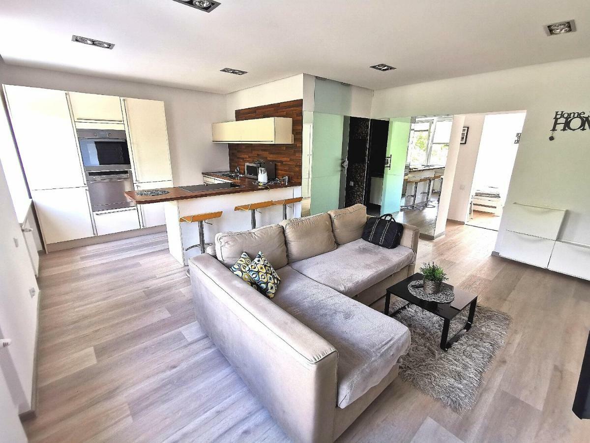Nowoczesny Apartament III Al. Nmp Częstochowa Kültér fotó